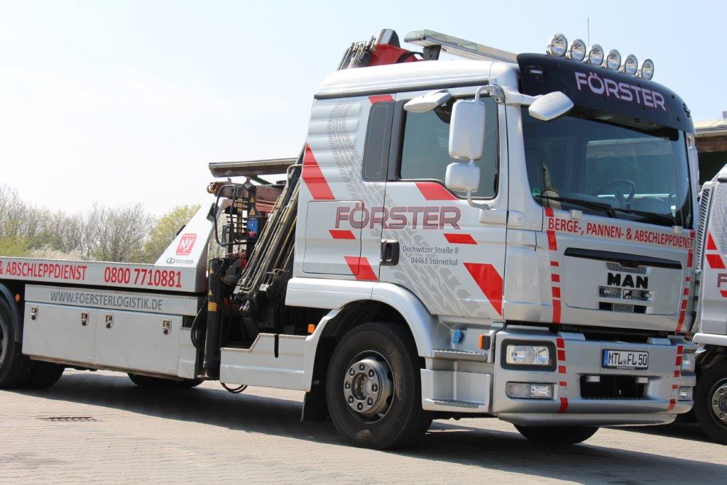 Iveco Fahrzeug Abschleppdienst Förster